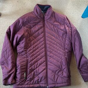 Icebreaker women’s jacket, maroon in a size large